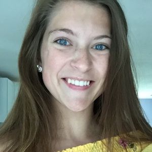 Meet your Posher, Kaitlyn